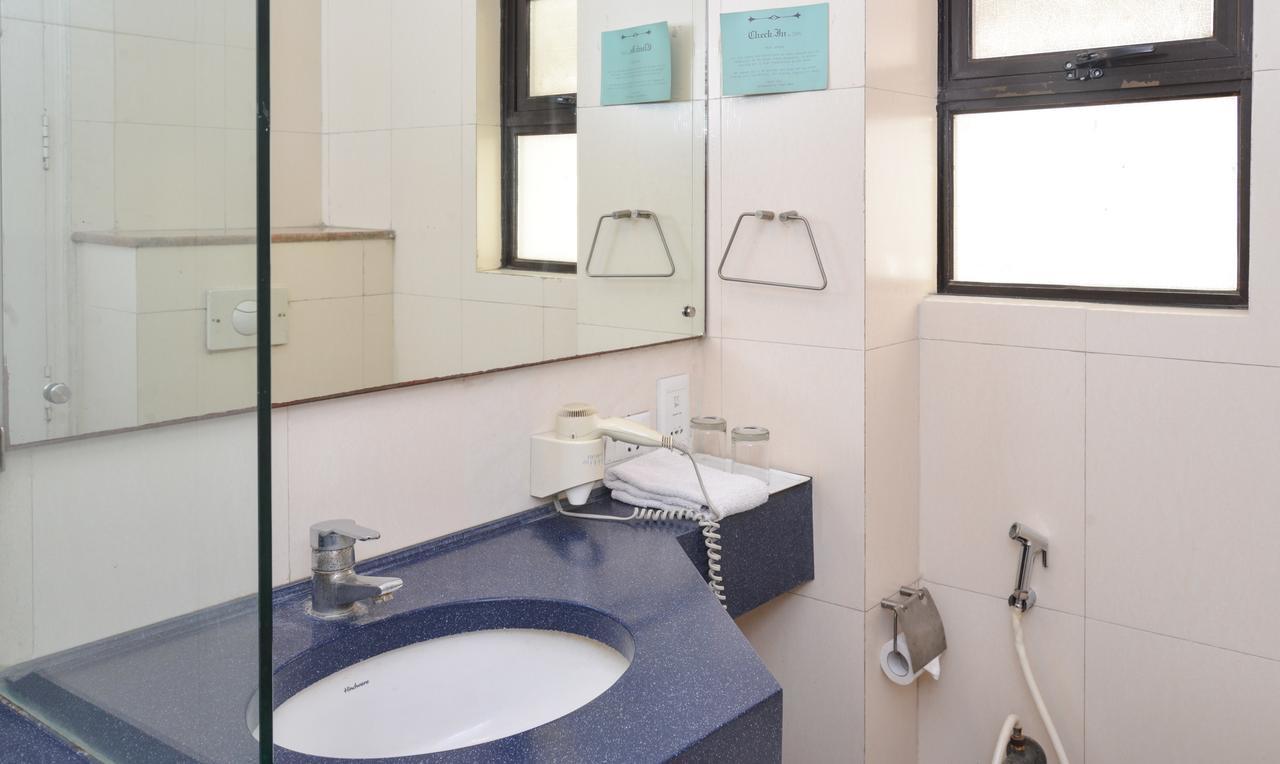 Treebo Check In By Oran Hotel New Delhi Luaran gambar