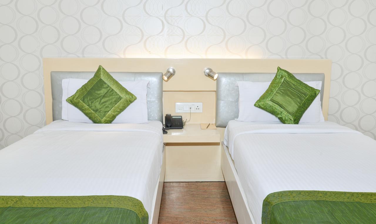 Treebo Check In By Oran Hotel New Delhi Luaran gambar